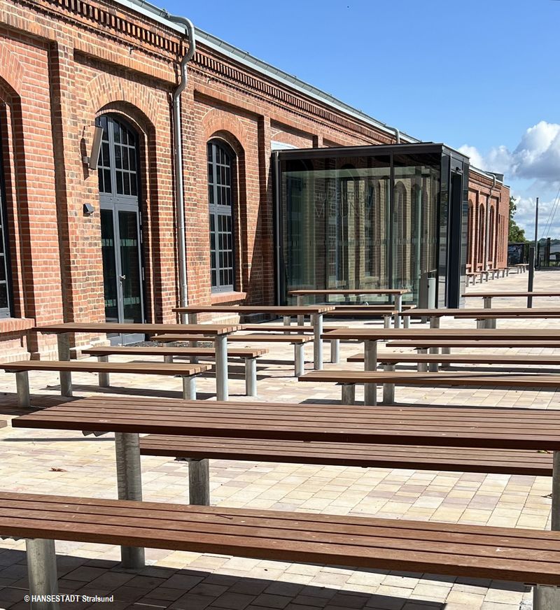 Das Freiluftklassenzimmer erhält noch einen Sonnenschutz Das Freiluftklassenzimmer erhält noch einen Sonnenschutz